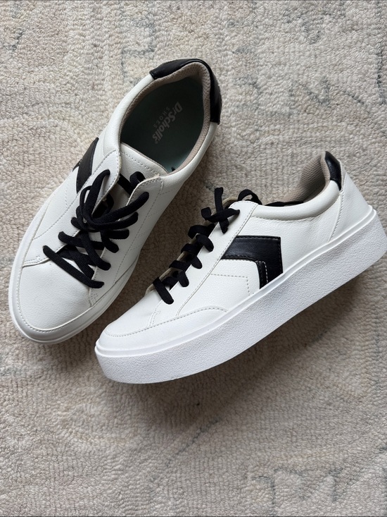 Dr. Scholl's Shoes - Dr. Scholl's Women's Madison Lace Sneaker Black and White Size 9.5